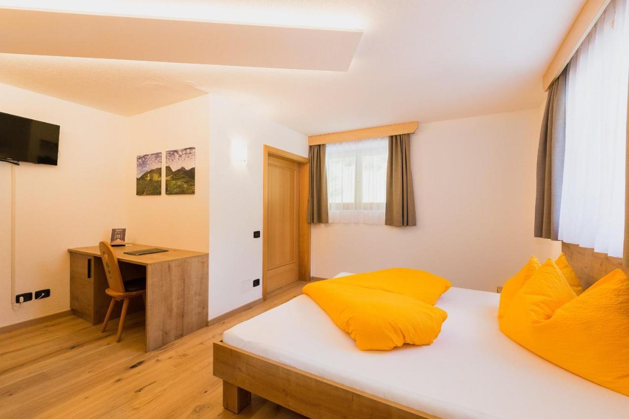 Gasthof Trausberg Corvara in Passiria Exterior photo